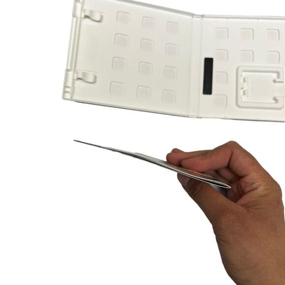 Centipede: Infestation (Nintendo 3DS) Original CASE & MANUAL ONLY - **No Game** - Picture 2 of 10